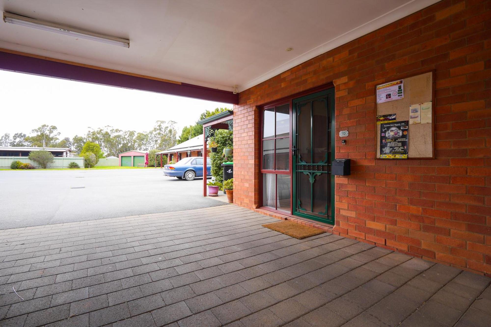 Centre Town Motel Nagambie Ngoại thất bức ảnh