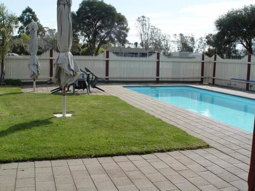 Centre Town Motel Nagambie Ngoại thất bức ảnh